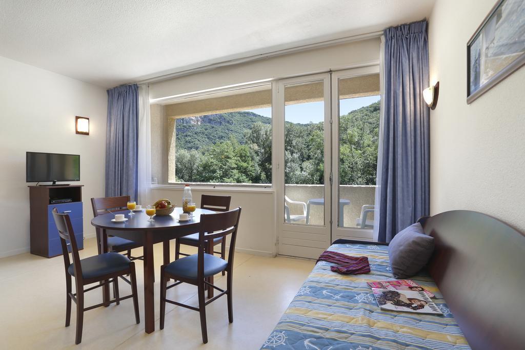 فالون بون دارْك Vacanceole - Le Domaine De Chames - Pont D'Arc الغرفة الصورة
